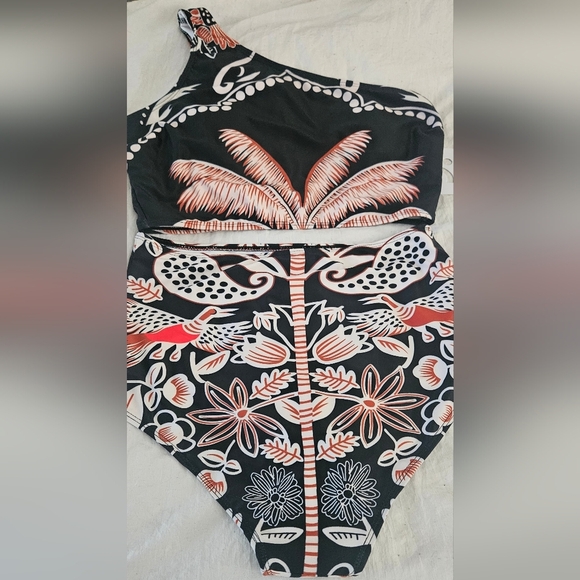 New W Tags Commense Two Piece Bikini One-Shoulder Black and Tan Swim Set Unique - Picture 4 of 7